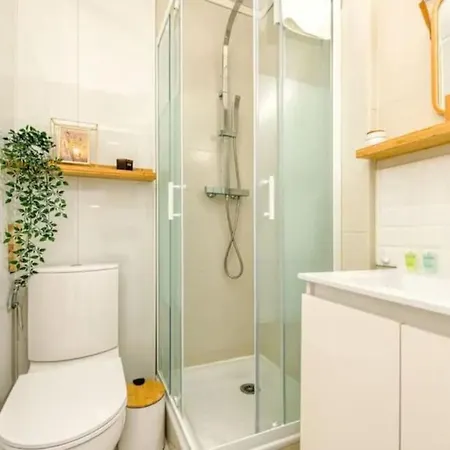 Le Janet3 Yourhosthelper Apartman *